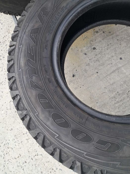 Резина літо 90% протектор Good Year 215 R15C Wrangler AT/SA