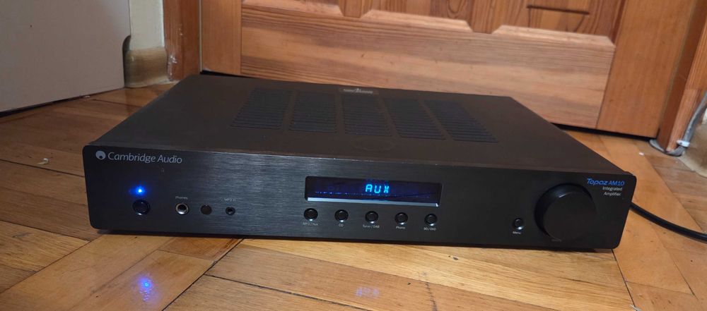 Wzmacniacz z Bluetooth Cambridge Audio Topaz AM10 2x55W BT stereo audio hi-fi audiofilski phono przedwzmacniacz