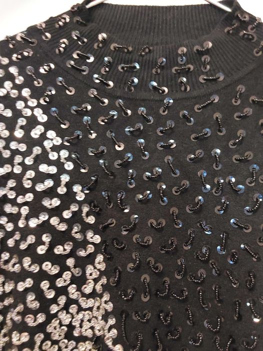 Camisola Preta com Lantejoulas
