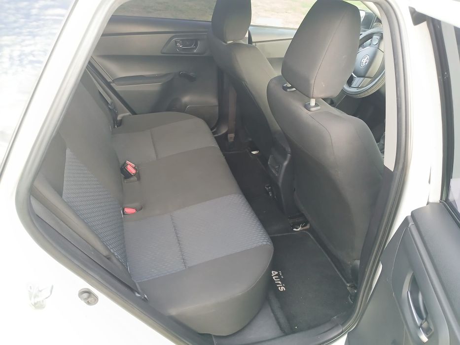 Toyota Auris 1.4 D4D kombi Polski salon bezwypadkowa