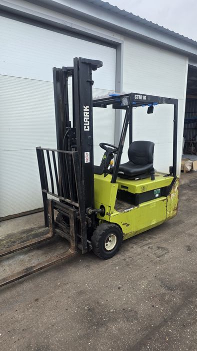 Wózek widłowy Clark CTM 16S wolny skok elektryczny widlak