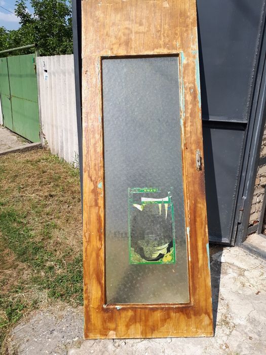 Продам двери разных размеров