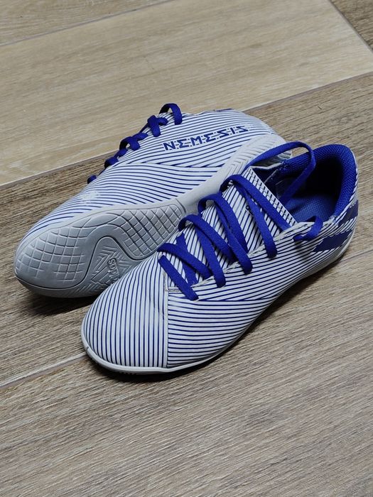 Buty halówki Adidas Nemeziz r.35