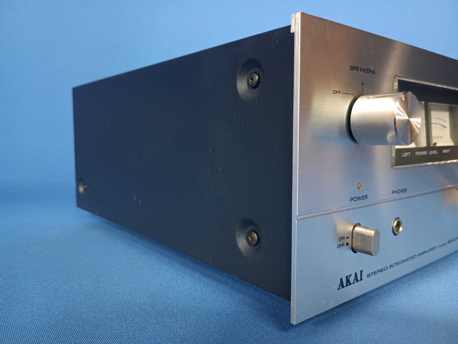 amplificador AKAI AM-2450