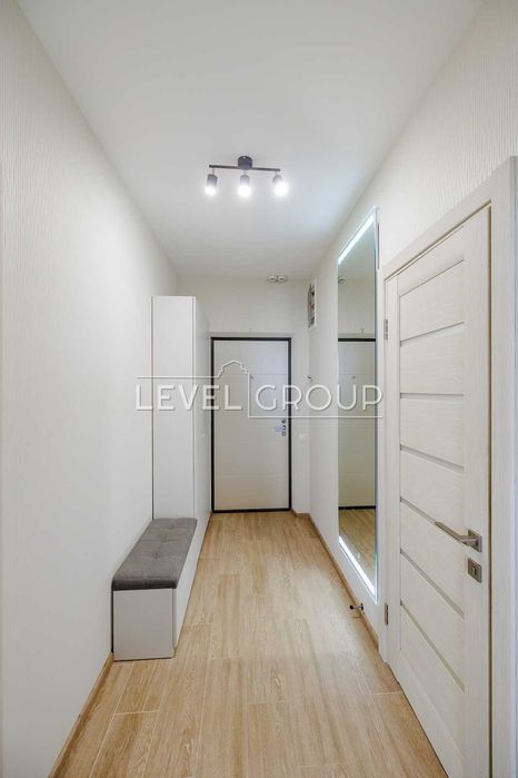 Оренда квартири ЖК Лебединий, ГЕНЕРАТОР, м.Харківська, Ревуцького 40Г