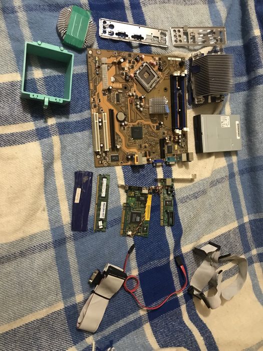 Лот комплектуючих до ПК