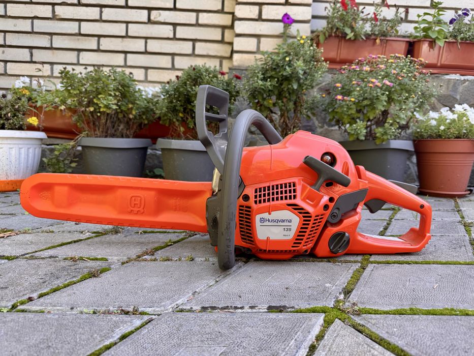Бензопила Husqvarna 135 ІІ