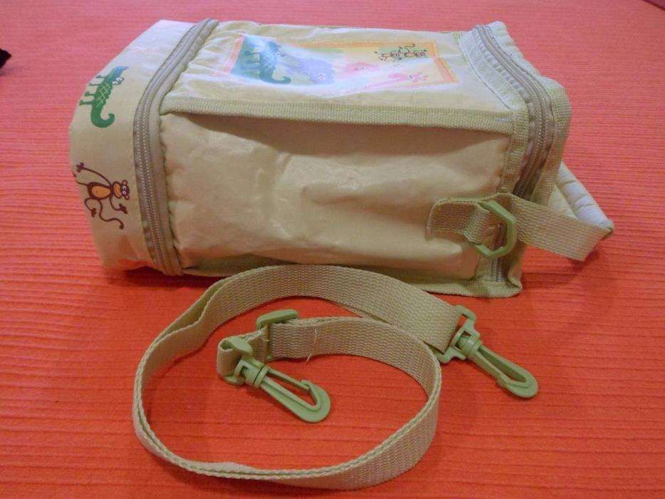 Lunch Bag Set + Tupperware Drinking Cup/Bottle64729813419521124