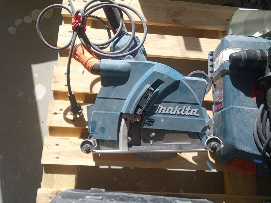 Bruzdownica Makita.