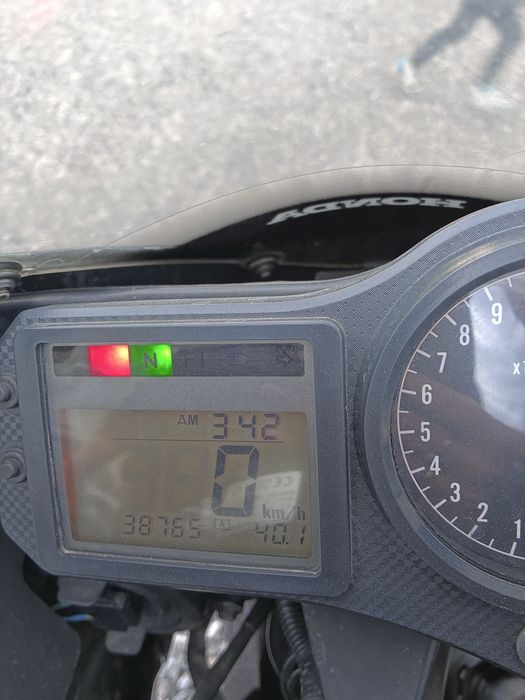 Motocykl Honda CBR600F4i