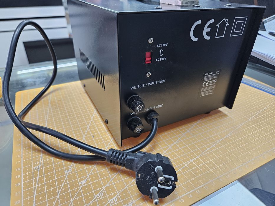 Blow PRT-1000 - Conversor 110VAC ↔ 230VAC // 230VAC ↔ 110VAC 1000W