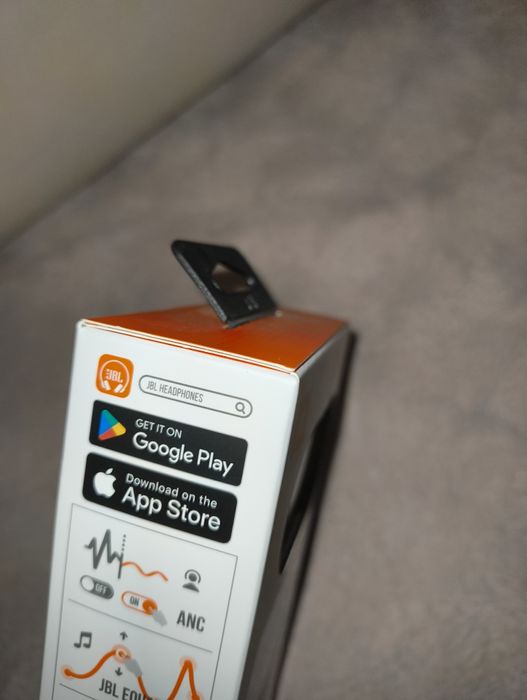 Nowe słuchawki douszne JBL Tune Beam białe