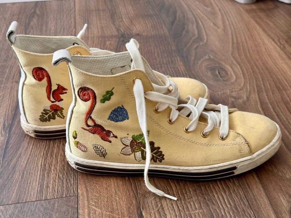 Buty Dsquared2 haftowane, kremowe, włoskie, oryginalne, 39.5