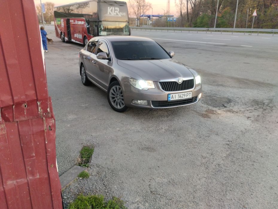 Skoda Superb Liftbek
