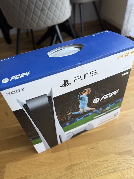 Konsola PlayStation 5 (PS5) z napędem