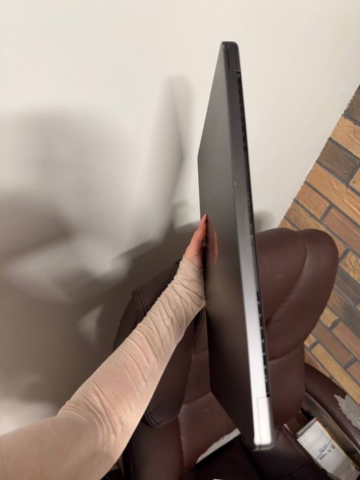 Apple MacBook Pro 16 with Apple M3 Pro, 512GB, 12 CPU / 18 GPU, 36GB RAM, Space Black 2023 (MRW23)
