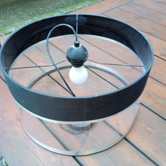 Lampa wisząca plastikowa