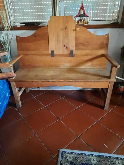 Banco 3 lugares em madeira bonito para uma decoração rústica ou outra