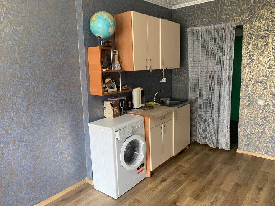 комната с ремонтом и мебелью