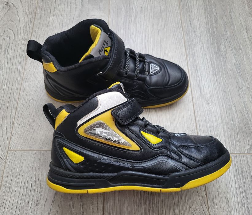 Хайтопи високі кросівки