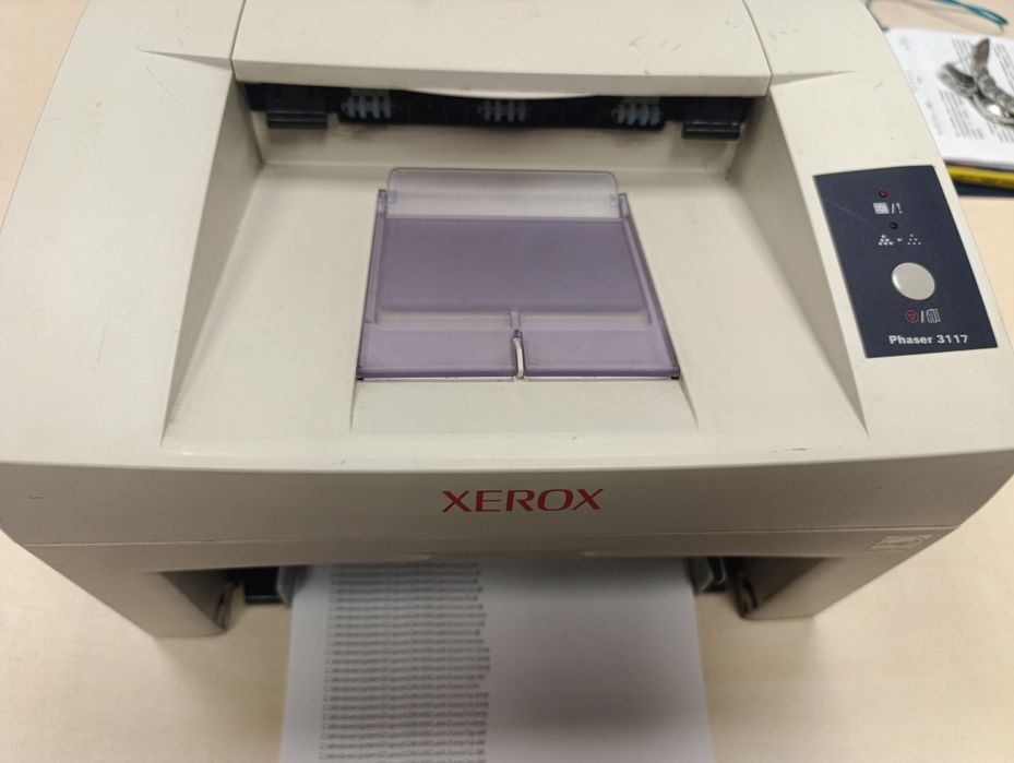 Лазерный принтер Xerox phaser 3117 в отличном состоянии