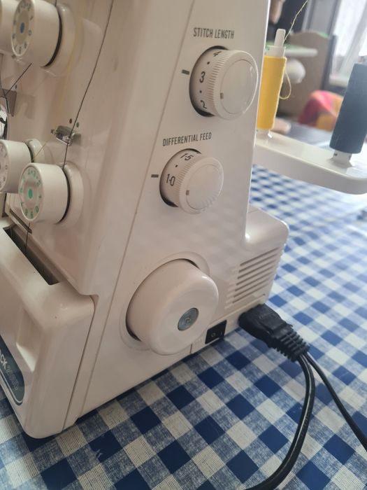 Оверлок Janome MyLock 205D