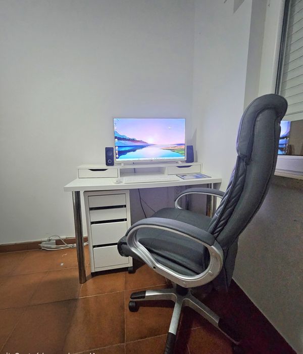Pack Completo HP + Smart TV LG 32" + Mesa e Cadeira