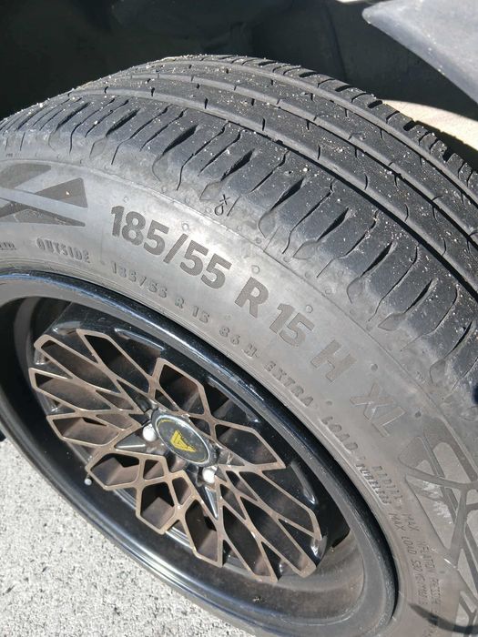 Vendo ou troco jantes praticamente novas r15 4x100 8jj et 25