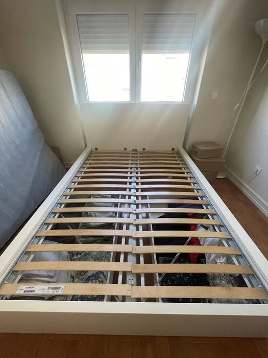 Cama + Estrado + 2 Gavetas de Arrumação IKEA
