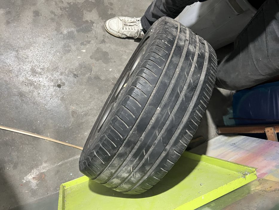 Pneu para alfa romeu
