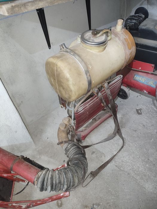 Pulverizador a motor