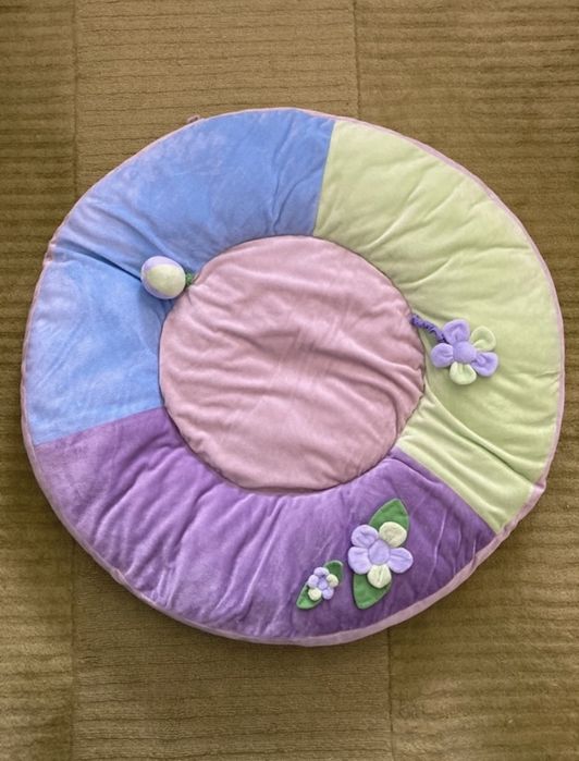 Tapete de atividades para Bébé
