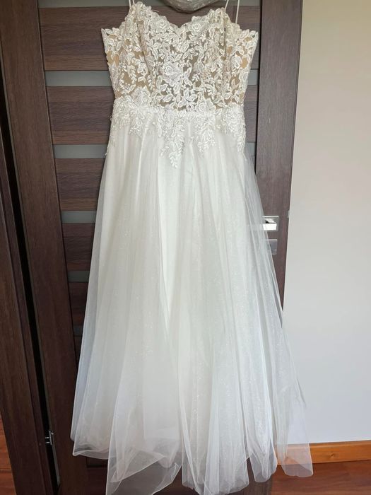 Suknia ślubna 38