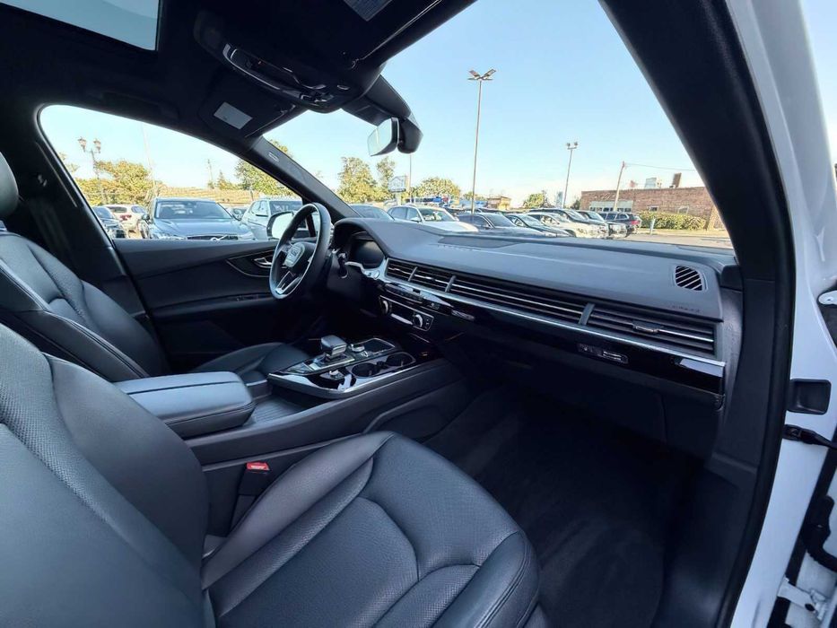Audi Q7      2019