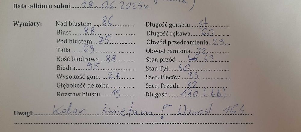 Suknia ślubna w romantycznym stylu z dodatkami