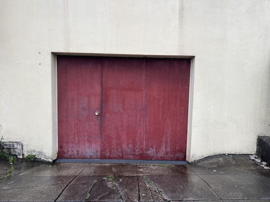 Garagem/ Peq. Armazem