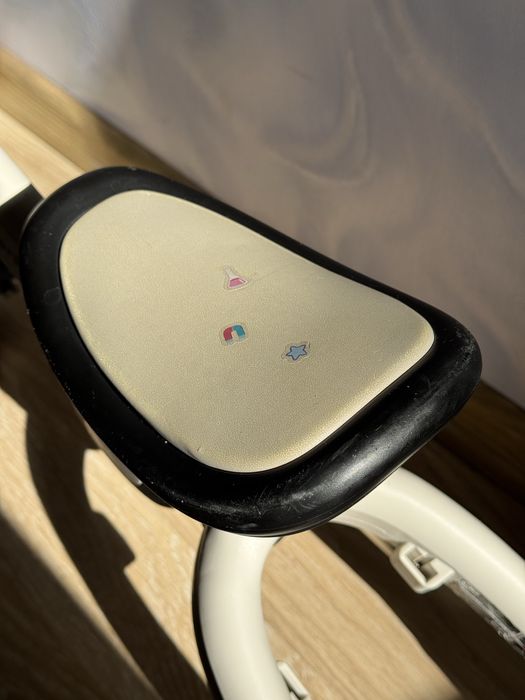 Беговел Kinderkraft 4TRIKE сірий