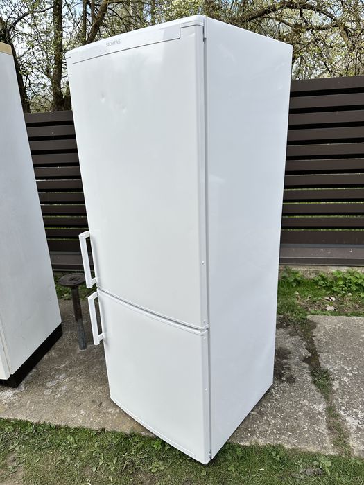 Холодильник SIEMENS 1,55