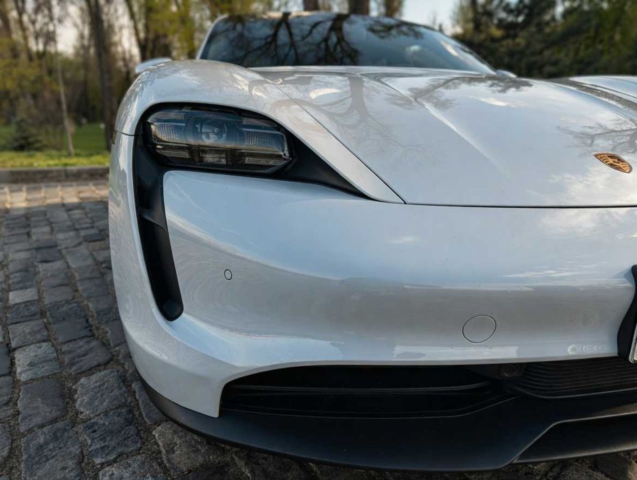 2021 Porsche Taycan RWD • 10 т\км• Отличное состояние