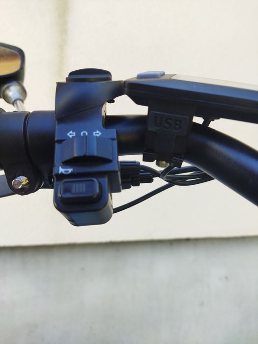 Електробайк ouxi v8