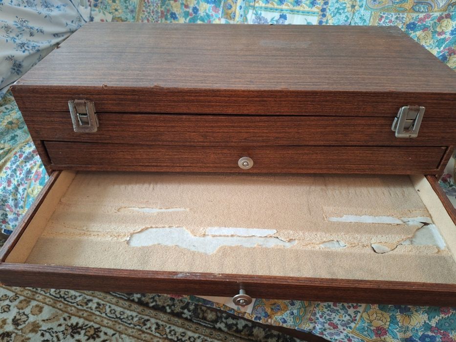 Caixa de faqueiro antiga