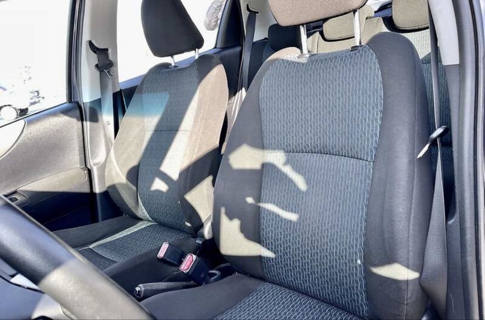 Продам автівку TOYOTA