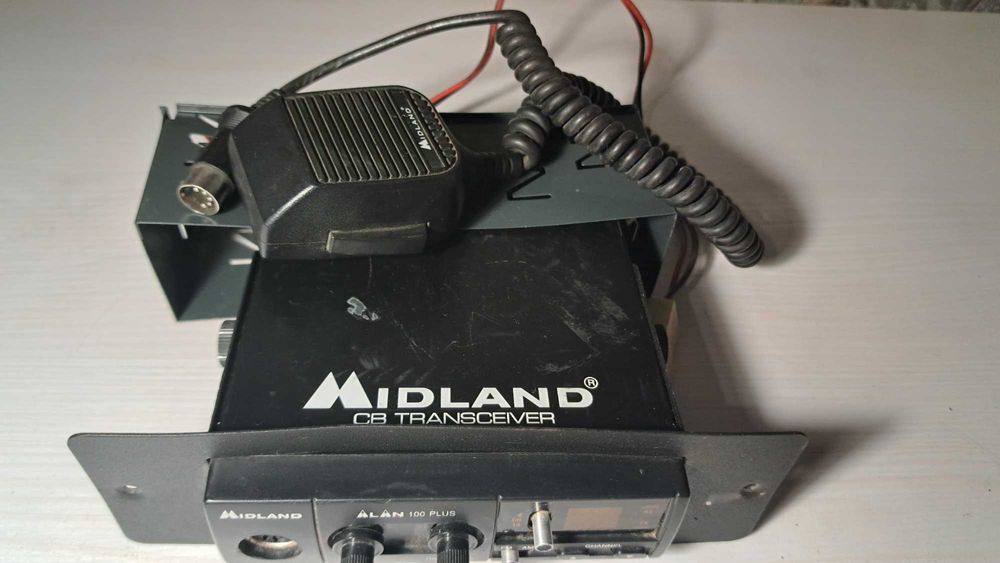 Радіостанції Midland Alan 100 Plus
