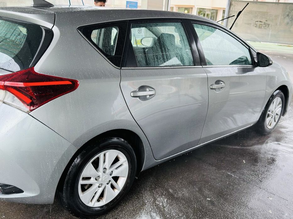 Toyota auris 1.4 D-4D