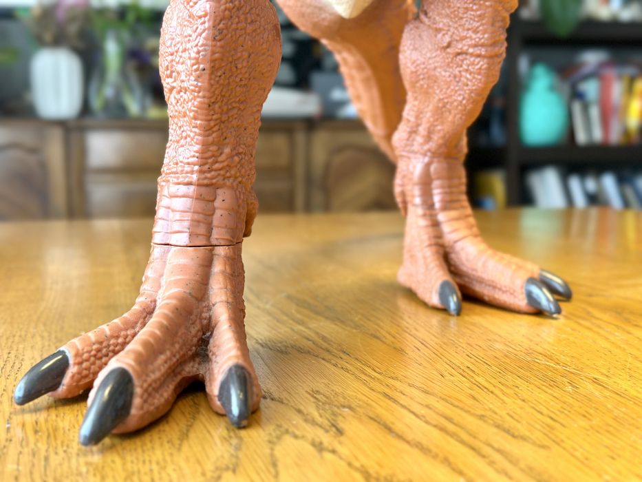 Carnotauro Super Colossal JURASSIC WORLD