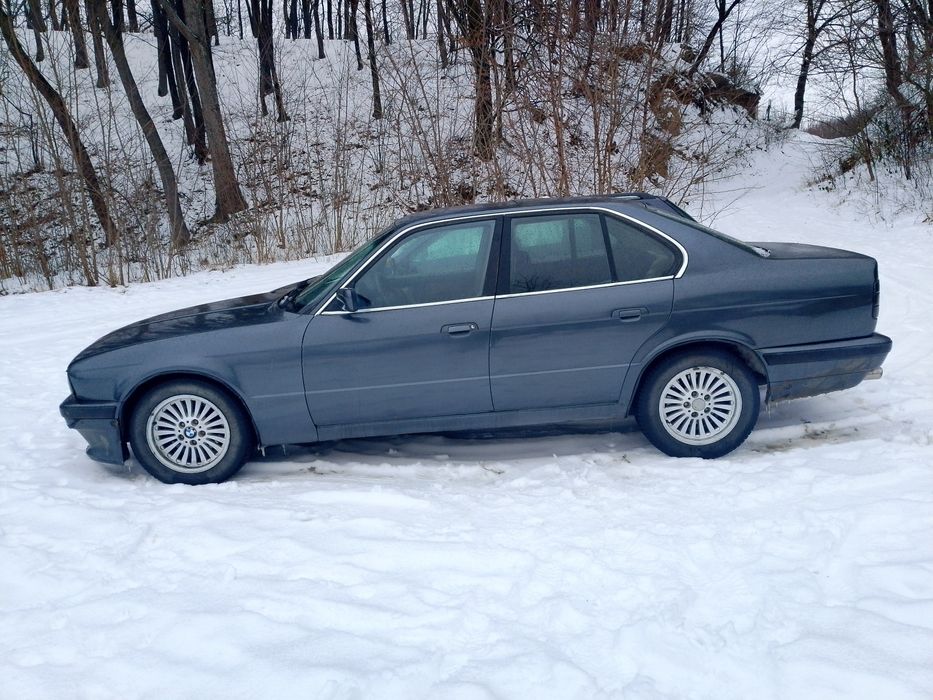 Бмв е 34 м 51д25 1991 року