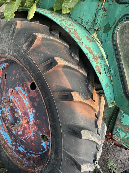 Трактор т40 без двигуна