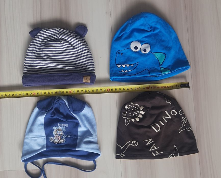 Zestaw 5szt: 4x Czapka, 1x Rekawiczki r.1-2 latka