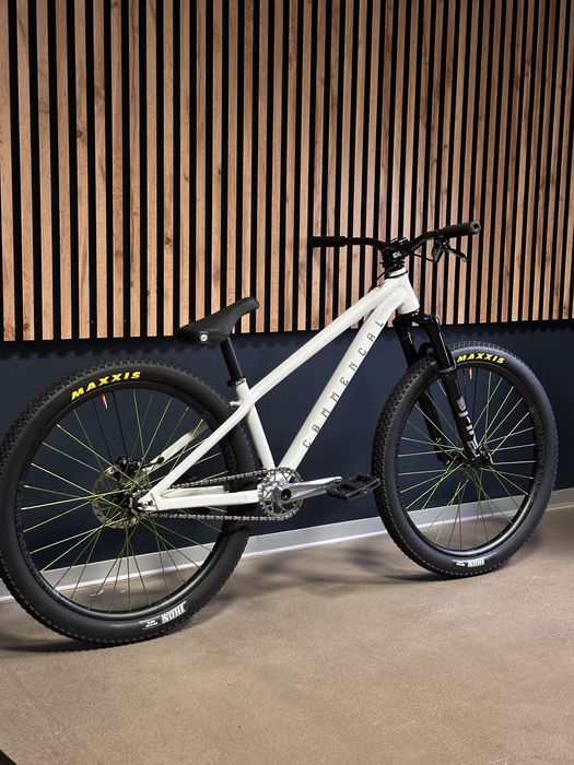 Rower MTB Dirt Commencal M Absolut 2025 Industry Nine