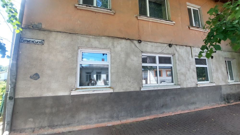 Продам 2-кімнатну квартиру. Вул.Вірменська,16.